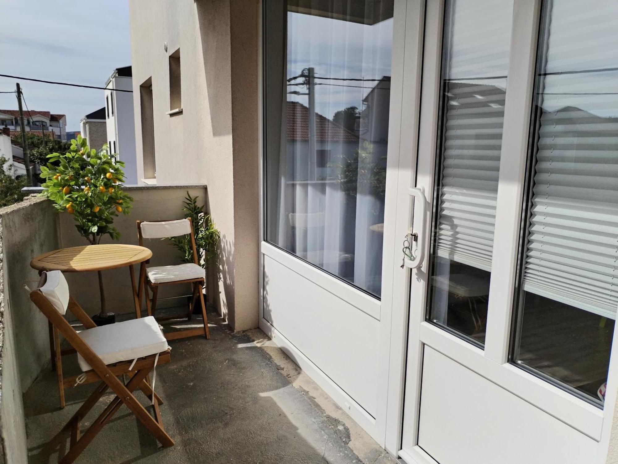 Family Apartment B&B Biograd Na Moru Exterior foto